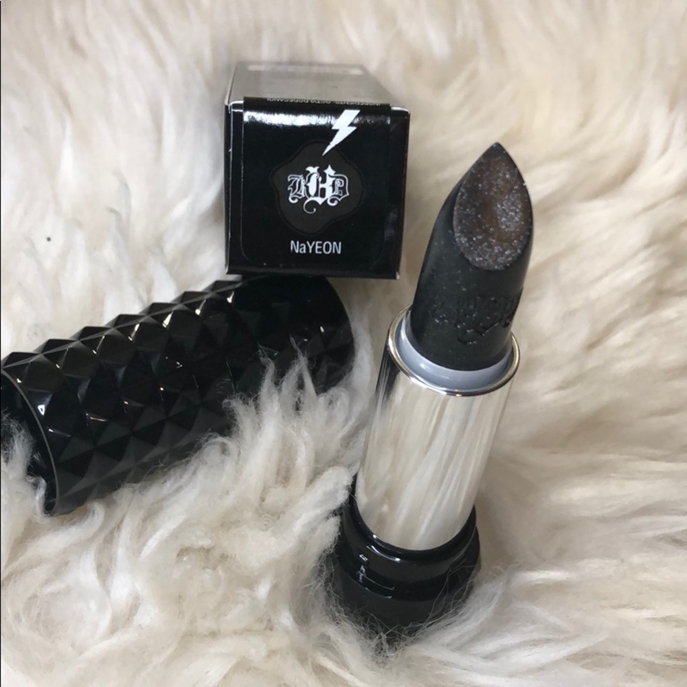 Kat Von D studded kiss lipstick